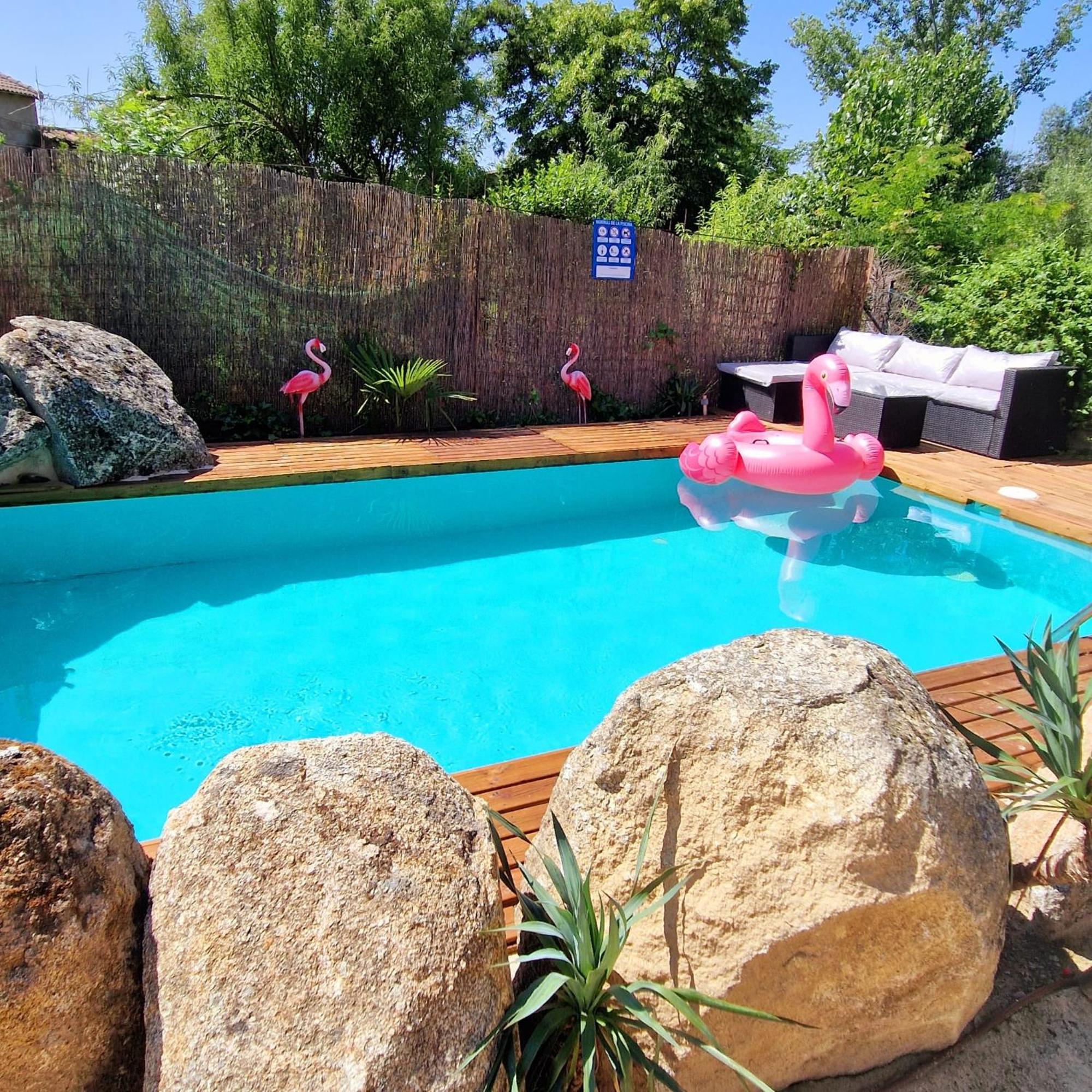 Complejo Oasis Beach Sobre El Rio Huerta  외부 사진