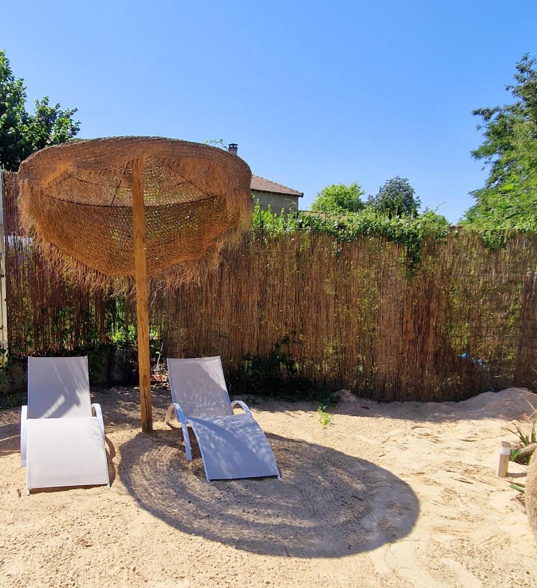 Complejo Oasis Beach Sobre El Rio Huerta  외부 사진