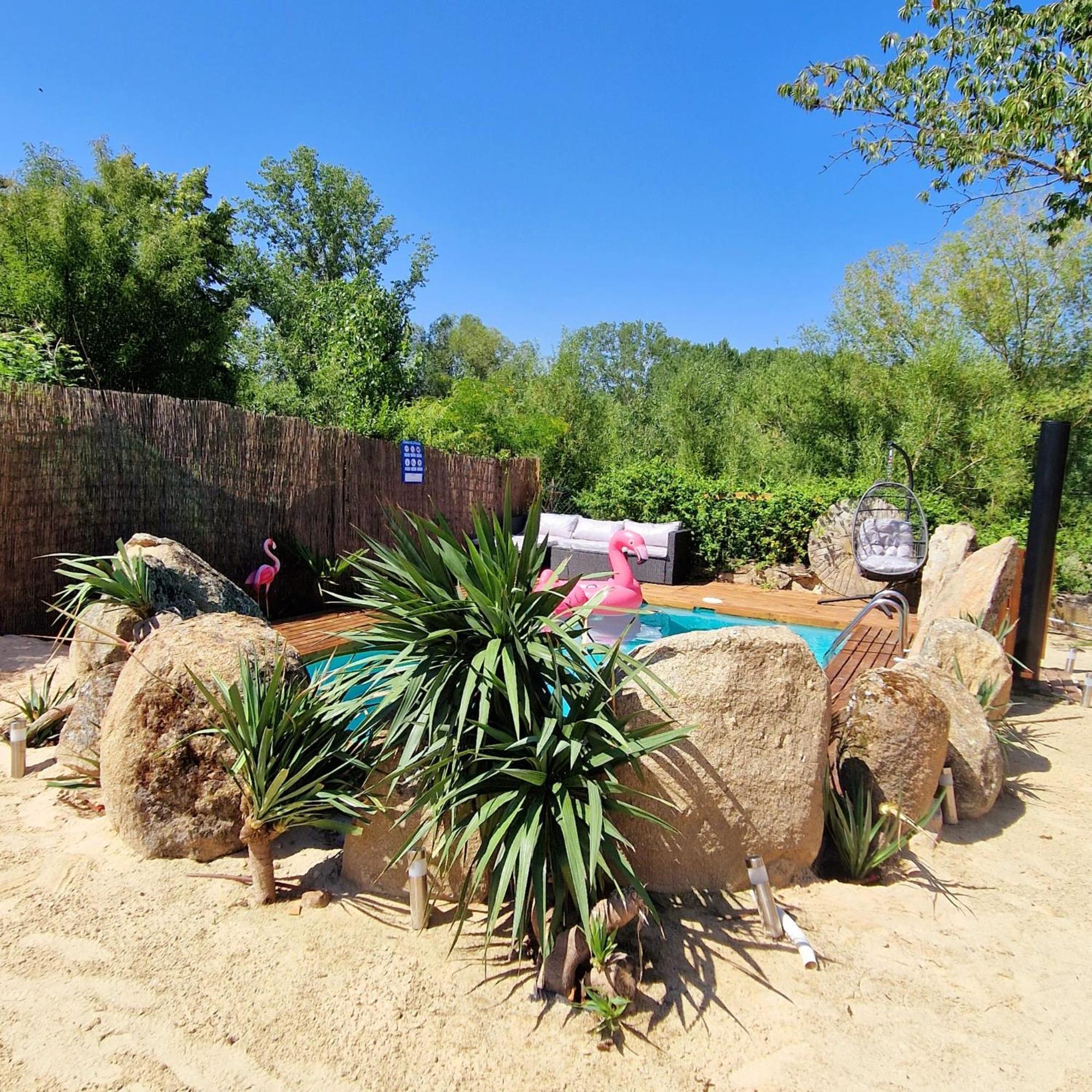 Complejo Oasis Beach Sobre El Rio Huerta  외부 사진
