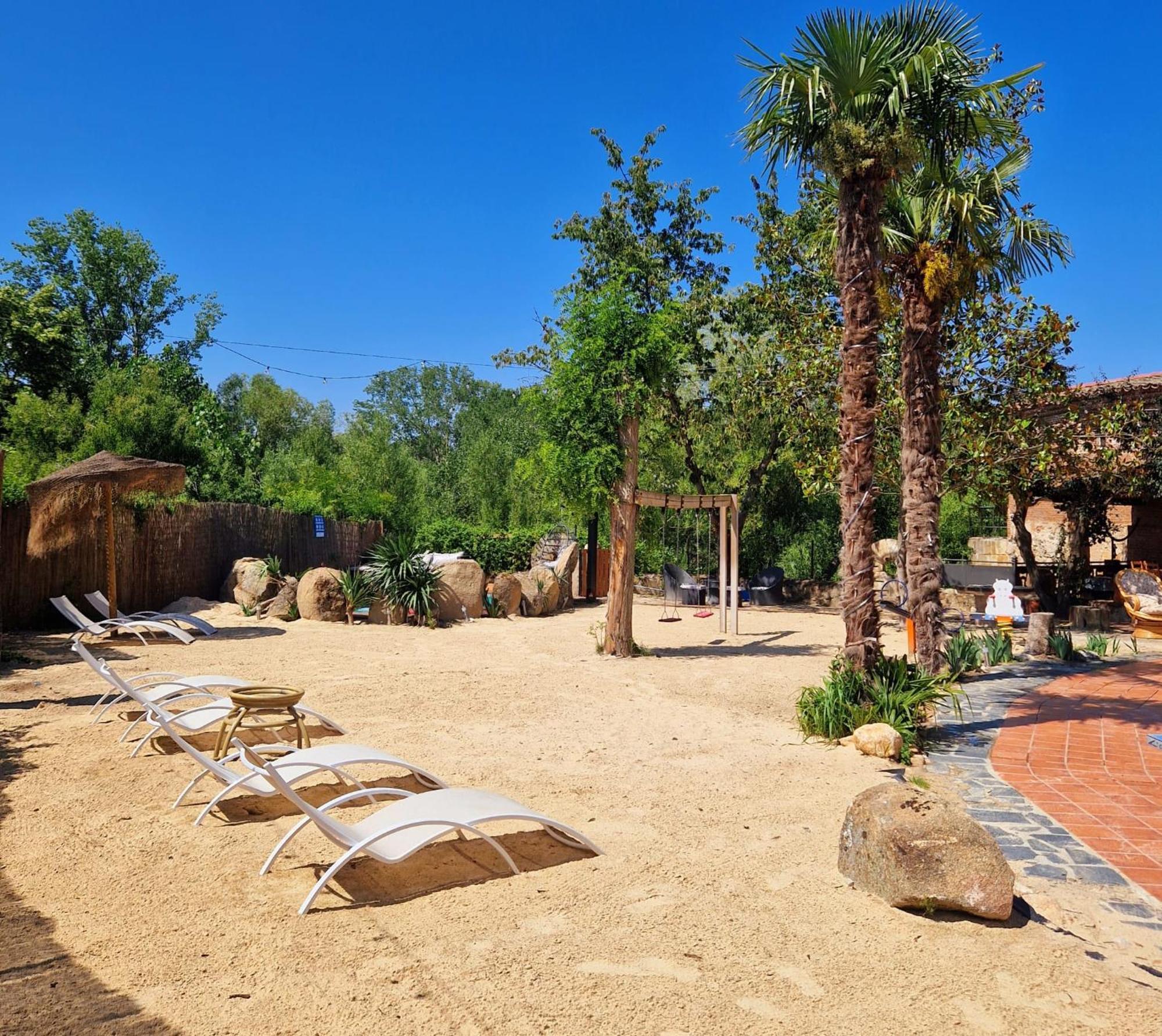 Complejo Oasis Beach Sobre El Rio Huerta  외부 사진